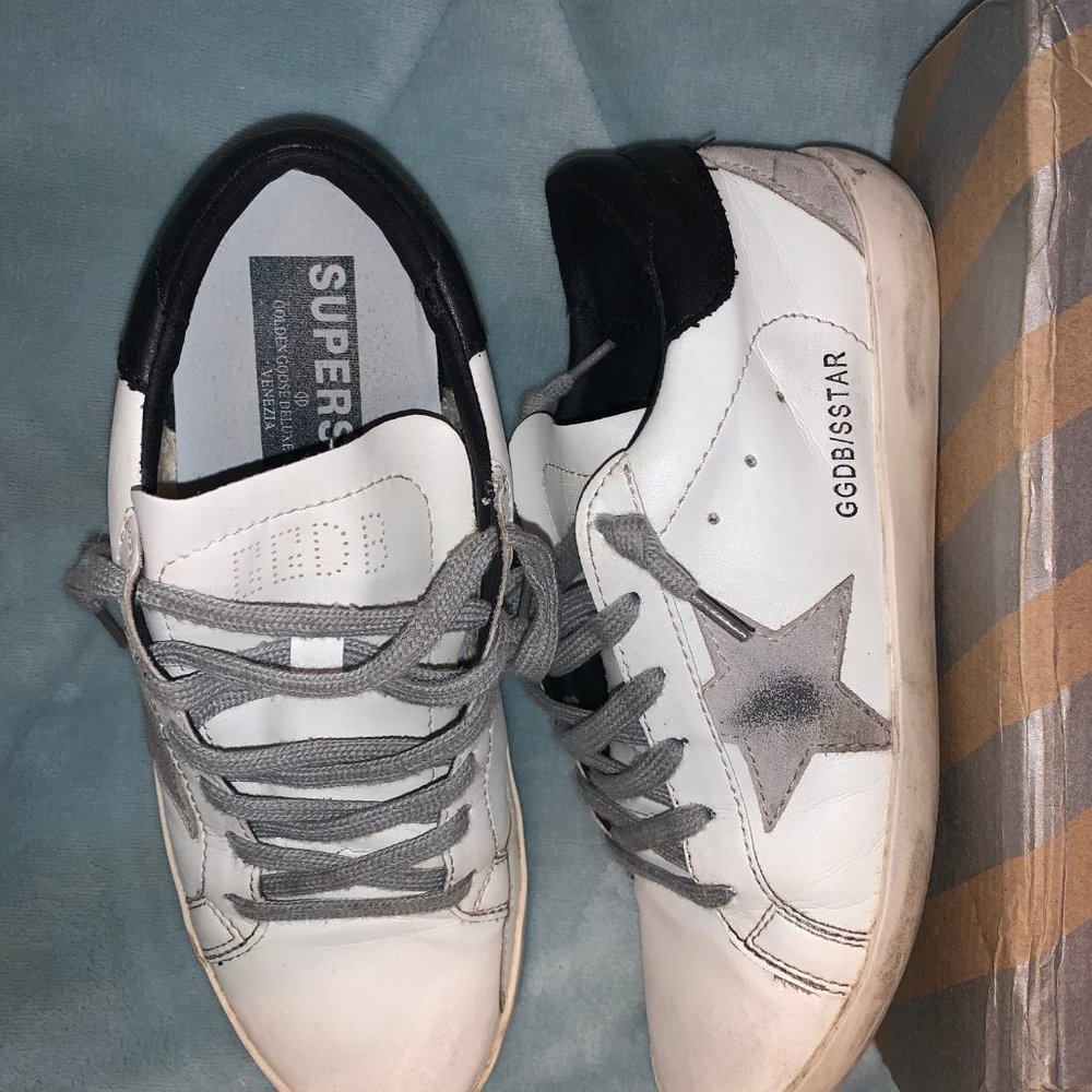 Golden Goose Sneakers
